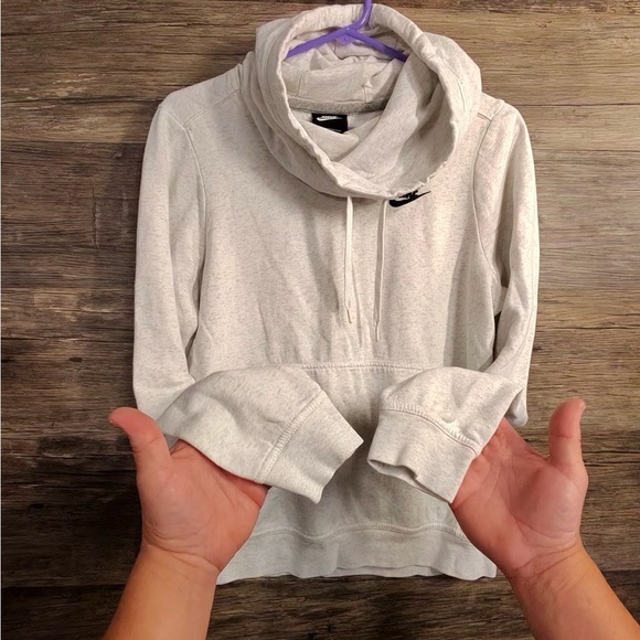 Nike Cream Hoodie with Black Logo - Picture 3 of 5